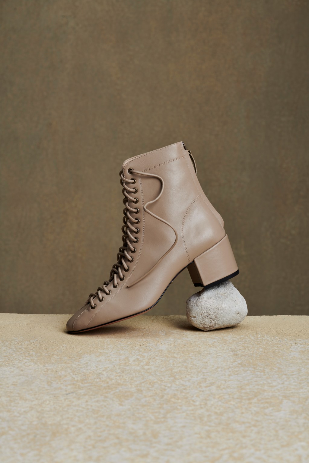 BOTAS FEMININAS: ESCOLHA O MODELO IDEAL PARA CADA&nbsp;OCASIÃO